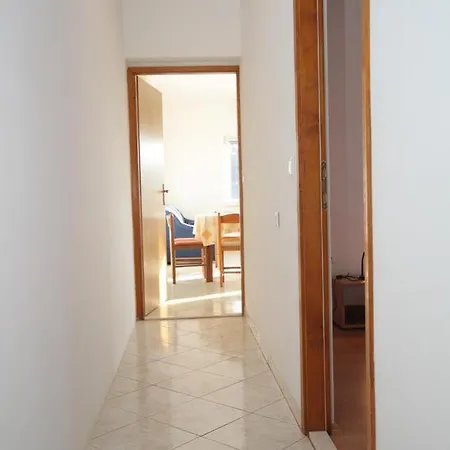 8454b Apartament
